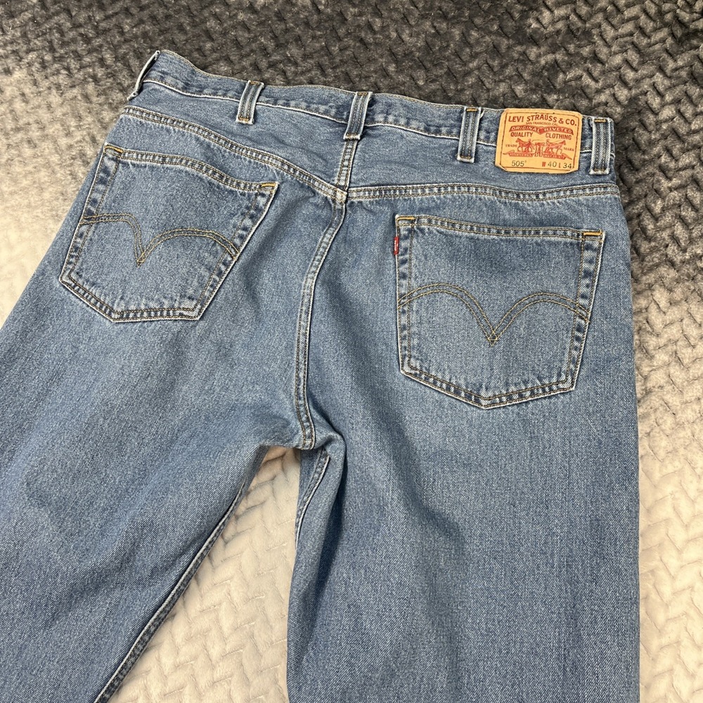 Levi's 505 Mens 40x34 Blue Regular Fit Straight Leg Denim Jeans Medium Wash Y2K - Picture 9 of 11